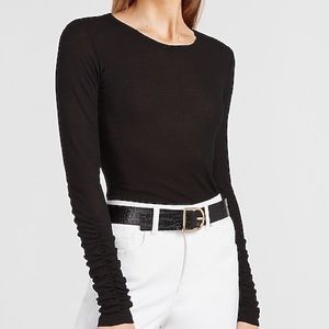 NWOT Express Ribbed Ruched Long Sleeve Knit Tee